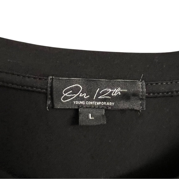 On Twelfth Cherry Rhinestone Print Black T-Shirt Size Large New With Tags - Picture 3 of 7